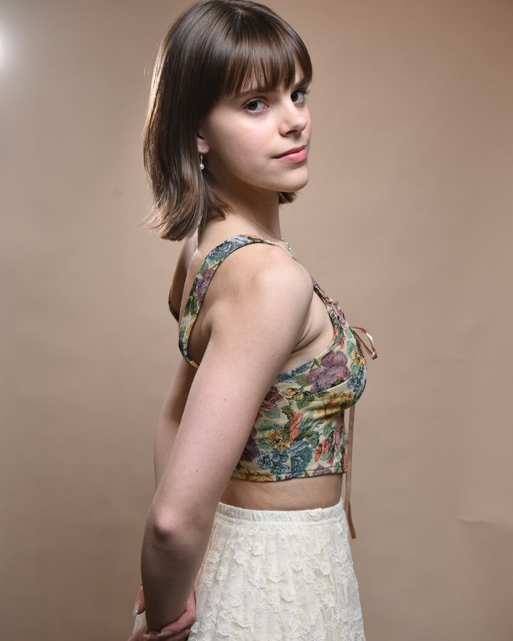 Leah Schwartzenberger in a contemporary dance portrait